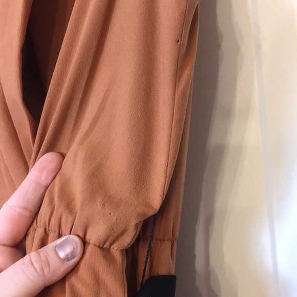 Pleated bust faux-wrap dress with tie-waist - Picture 8 of 8